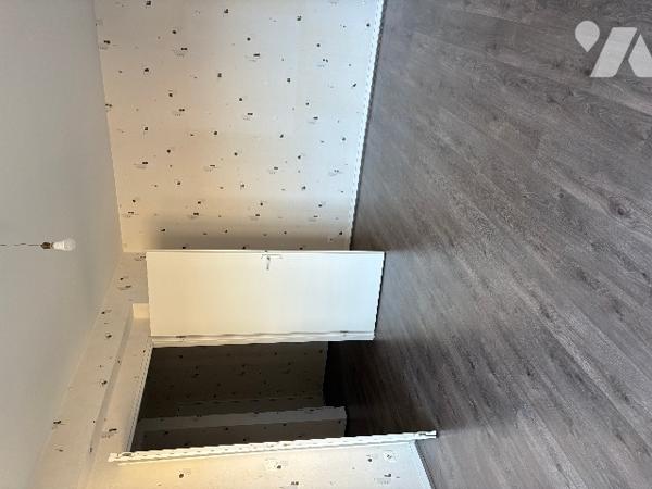 A VENDRE ROUEN PASTEUR, prox. église de la Madeleine et Préfecture, dans résidence sécurisée.