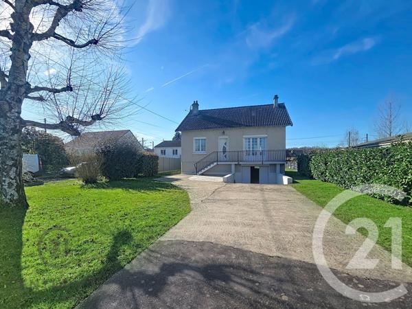 Maison à vendre  3 pièces - 72,90 m2 ST PIERRE LES NEMOURS - 77
