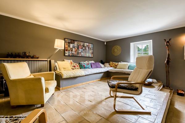 Domaine rénové de plus de 260m2 – 20 ha – Vue exceptionnelle – Montagne de Lure
