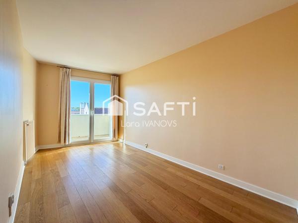 4 pièces, 4 balcons au Vieux Saint-Maur