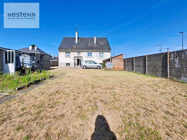 OLIVET SUD - Grande maison familiale avec dépendances et terrain de 959m2