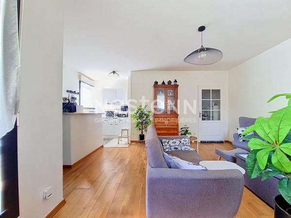 ORLEANS SONIS, T2 avec ascenseur, balcon et parking