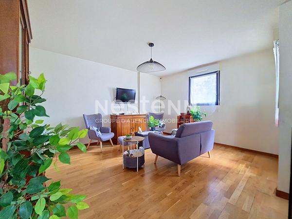 ORLEANS SONIS, T2 avec ascenseur, balcon et parking