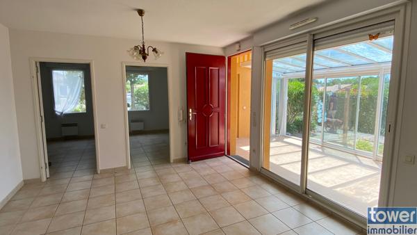 Maison
                                                                                                                                                                                                                                                                                                                        3 pièce(s)                                                                                                                                                                                                          2 chambre(s)                                                                                                                                                                                                          71  m²