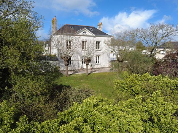 Achat maison près de ANCENIS SAINT GEREON - 7 pièce(s) - 240 m² - 495 000 €