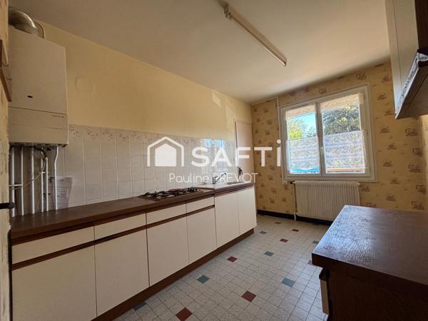 PARAY-LE-MONIAL – Appartement T3 avec garage, cave et balcon