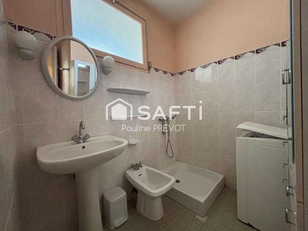 PARAY-LE-MONIAL – Appartement T3 avec garage, cave et balcon