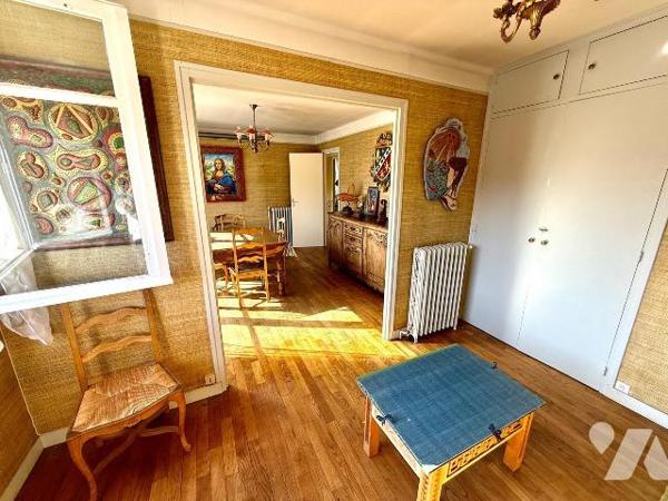  Maison avec fort potentiel à Dinard - proche plage et commodités

Idéalement située dans l'u...