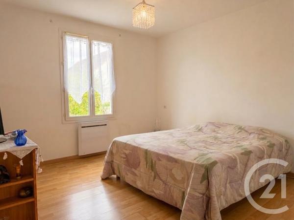 Maison à vendre  4 pièces - 90 m 2   COSNE COURS SUR LOIRE  - 58