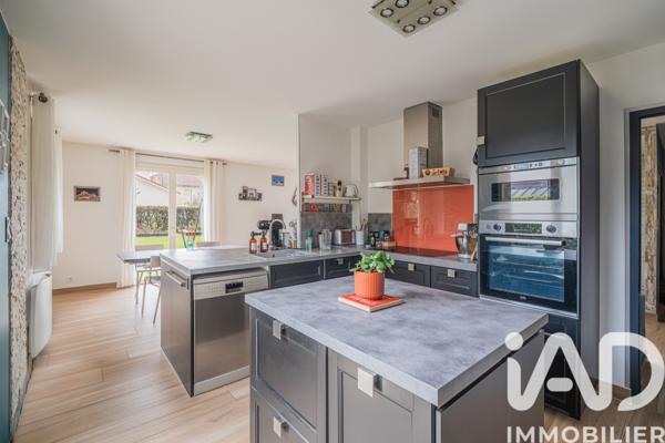 Maison à vendre 6 pièces 137 m² Coublevie