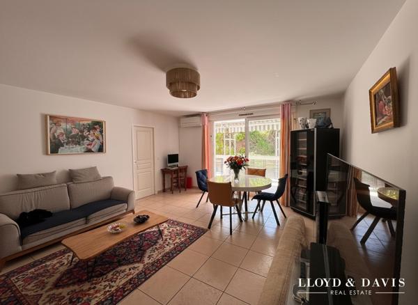 Appartement T4 avec terrasse au calme