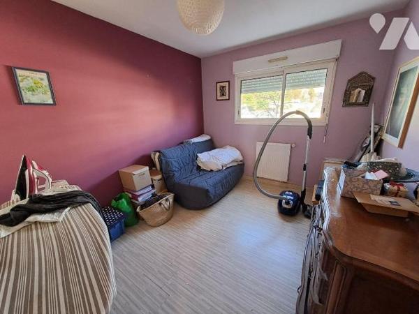 A Vendre à Quimper, Kerfeunteun, en investissement locatif, appartement de type 3  de 65m². Sit...