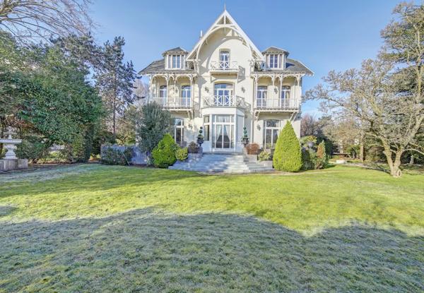 Hôtel particulier Croissy-sur-Seine - BERGES DE SEINE