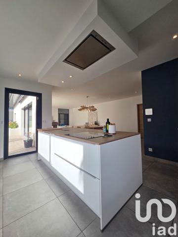 House for sale 4 rooms 140 m² Pia