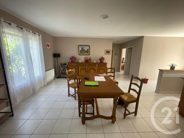 Maison à vendre  4 pièces - 94 m2 ST SEURIN SUR L ISLE - 33