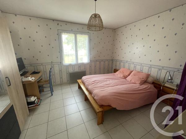 Maison à vendre  4 pièces - 94 m2 ST SEURIN SUR L ISLE - 33