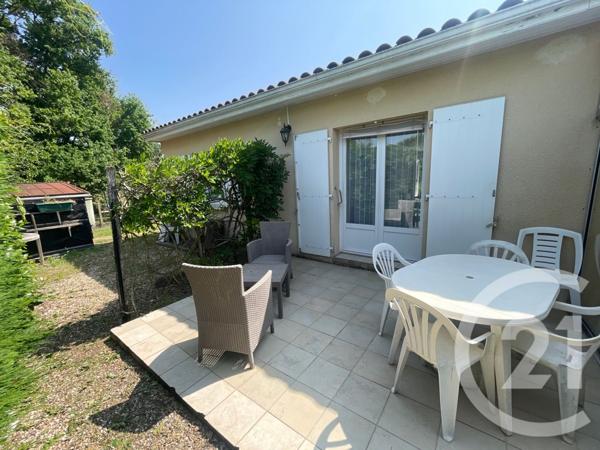 Maison à vendre  4 pièces - 94 m2 ST SEURIN SUR L ISLE - 33