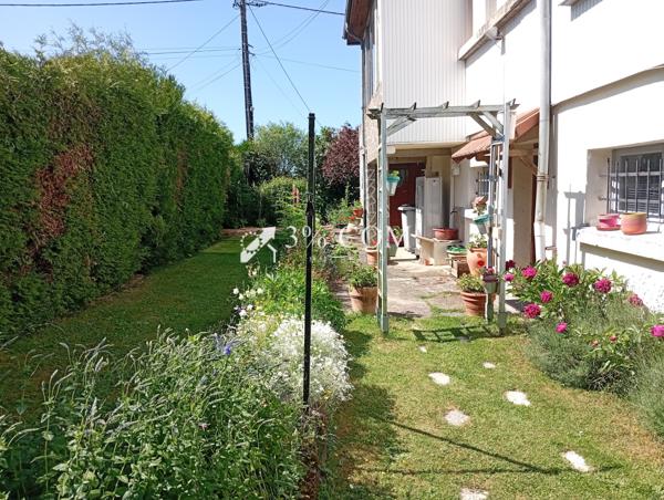 Maison 6 pièce(s) 4 chambre(s) 160 m²