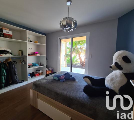 House for sale 4 rooms 134 m² Saint-Nexans