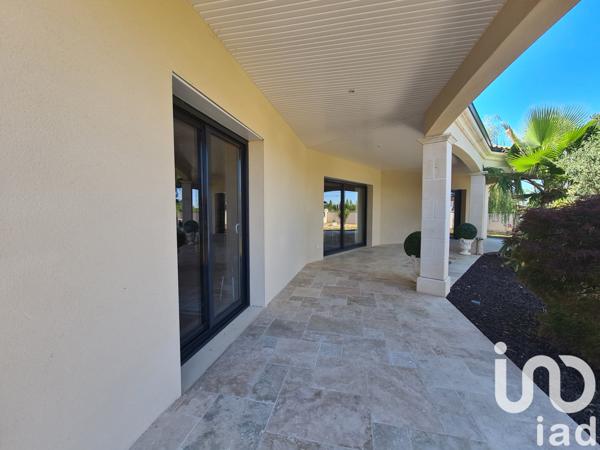 House for sale 4 rooms 134 m² Saint-Nexans