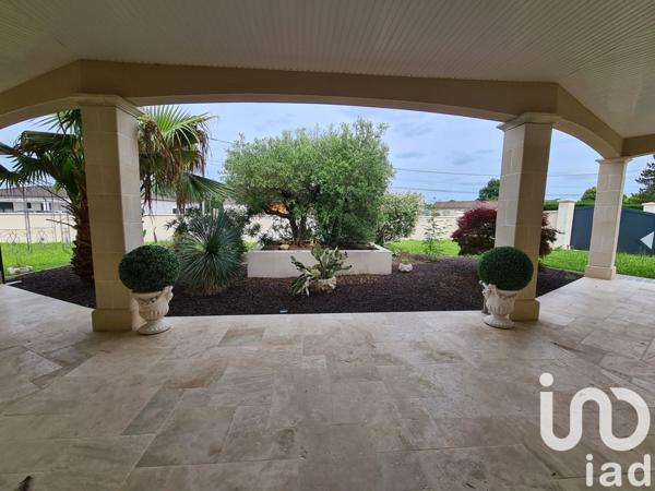 House for sale 4 rooms 134 m² Saint-Nexans