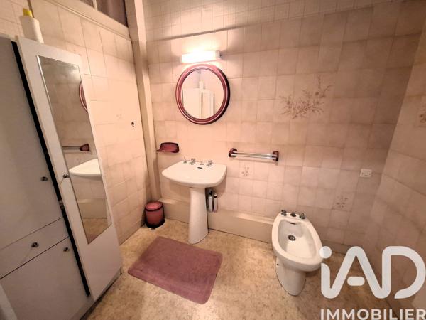 Maison à vendre 12 pièces 221 m² Saint-Vaast-la-Hougue