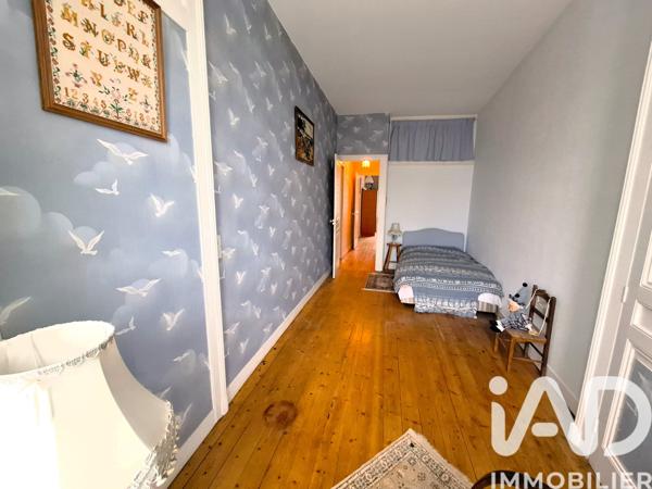 Maison à vendre 12 pièces 221 m² Saint-Vaast-la-Hougue