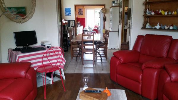 Belle Maison sur sous-sol complet de 107 m² habitable et à remettre à votre goût avec Terrasse, Cour, Dépendance et Terrain de 479 m²