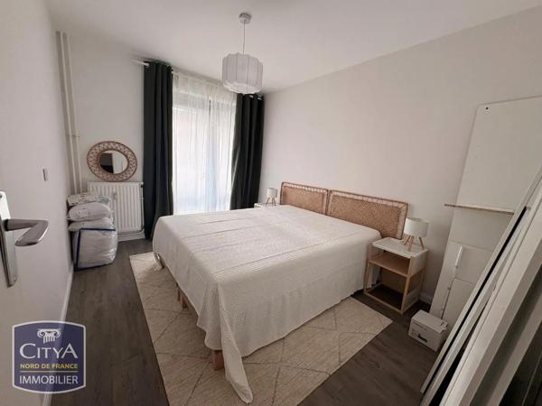 Appartement à louer 2 pièces 46.87m² Croix (59170)