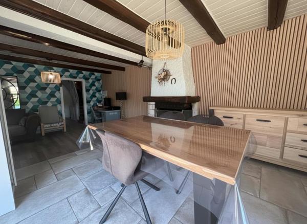 Maison en pierre avec piscine , 125 m² , Jardin sans vis-à-vis