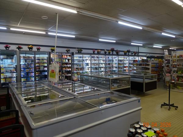 MURS COMMERCIAUX DE SUPERETTE