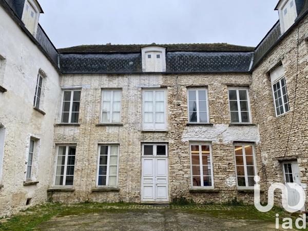 Maison 10 pièces de 350 m² à Étampes (91150)