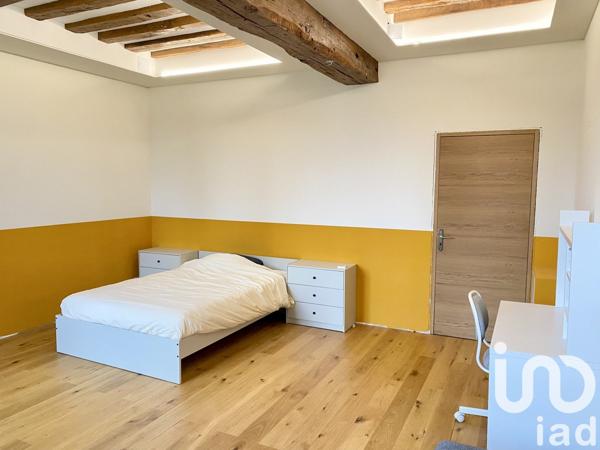 Maison 10 pièces de 350 m² à Étampes (91150)