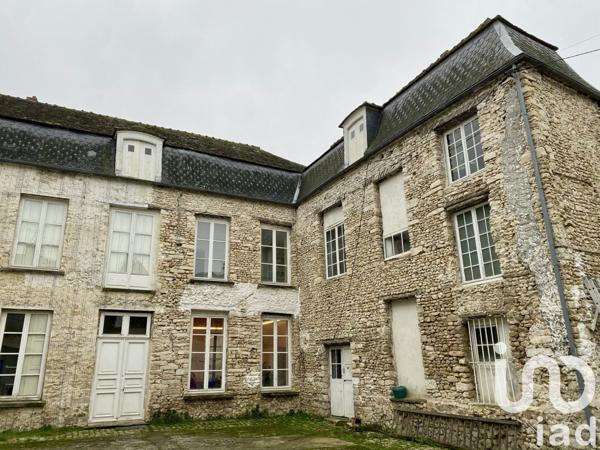 Maison 10 pièces de 350 m² à Étampes (91150)