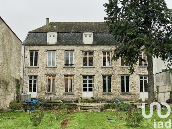 Maison 10 pièces de 350 m² à Étampes (91150)