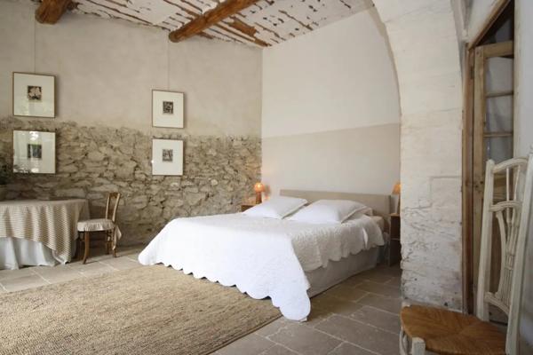 L'Isle-sur-la-Sorgue (84800) PROPRIETE 425 m2