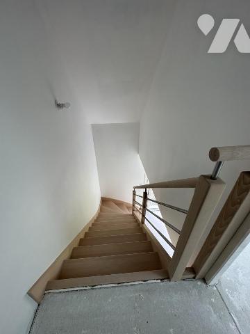 A VENDRE 56 BRECH DEMEURE EN PIERRES DANS BEL ENVIRONNEMENT - NOMBREUSES POSSIBILITES