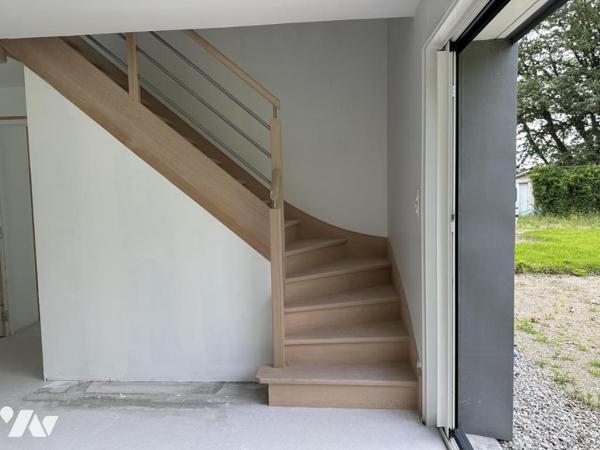 A VENDRE 56 BRECH DEMEURE EN PIERRES DANS BEL ENVIRONNEMENT - NOMBREUSES POSSIBILITES