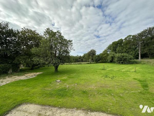 A VENDRE 56 BRECH DEMEURE EN PIERRES DANS BEL ENVIRONNEMENT - NOMBREUSES POSSIBILITES