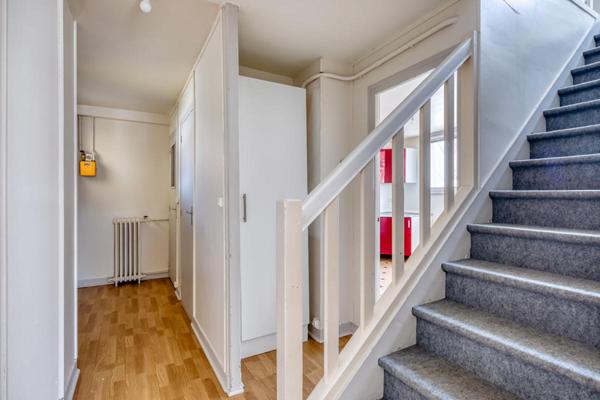 Beau Duplex, centre ville 3 pièce(s) 92.40 m2 belle luminosité et vue dégagée