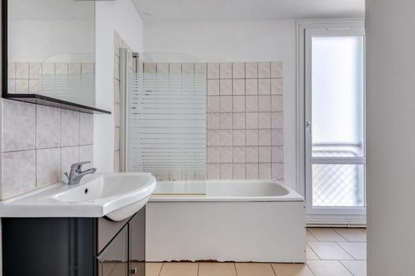 Beau Duplex, centre ville 3 pièce(s) 92.40 m2 belle luminosité et vue dégagée