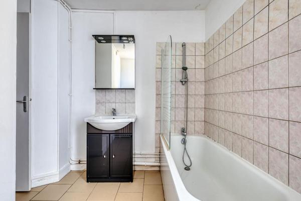 Beau Duplex, centre ville 3 pièce(s) 92.40 m2 belle luminosité et vue dégagée