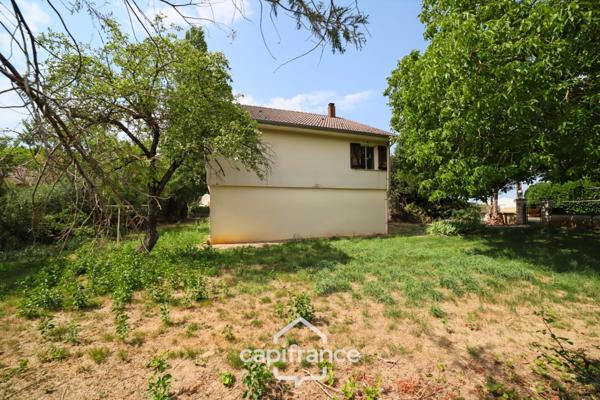 Maison sur sous-sol complet à rénover à Beaufort (39190), idéal premier achat ou investissement.