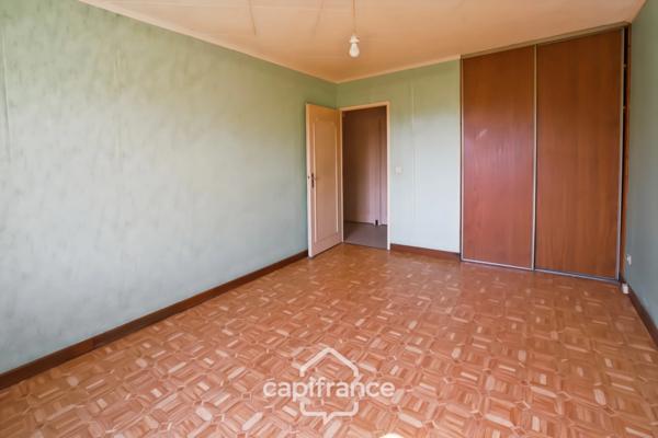Maison sur sous-sol complet à rénover à Beaufort (39190), idéal premier achat ou investissement.
