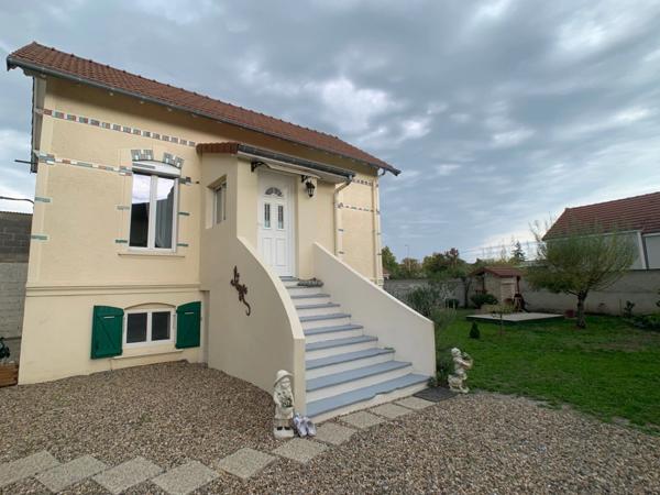 MONTLUCON maison rénovée 2 ch, avec jardin, terrasse et grand garage 45m²