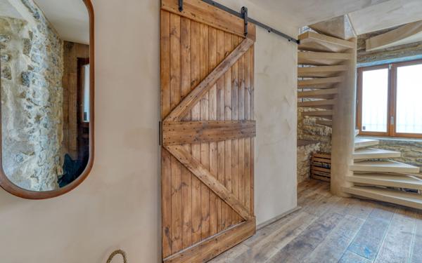 Appartement à vendre    4 pièces • 87 m2 Saint-Didier-au-Mont-d'Or