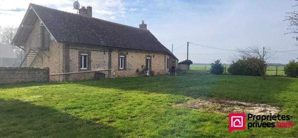 Corps de ferme (2 biens locatifs) + dépendances et prairies