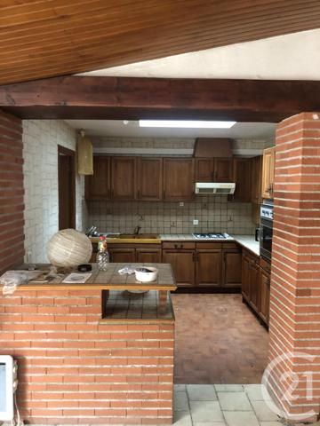 Immeuble à vendre  636 m2 MURET - 31