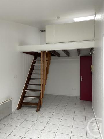 Immeuble à vendre  636 m2 MURET - 31