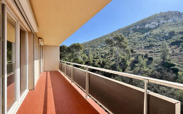 Appartement à vendre    6 pièces • 108,09 m2 Marseille 10